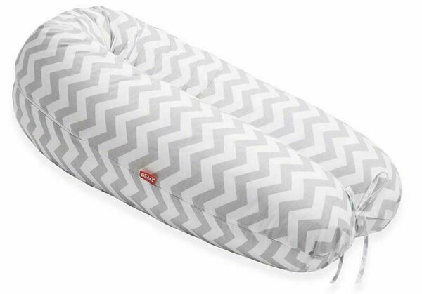 Scamp  Kojící polštář 160x30cm zig zag grey white porovnat ceny