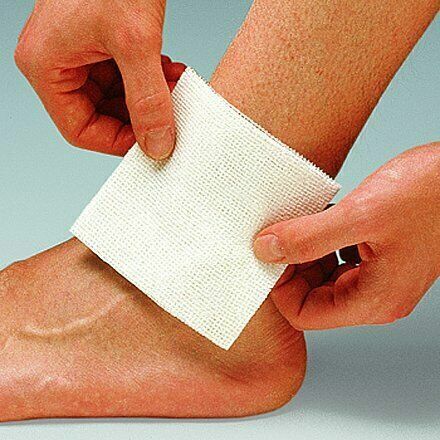 Kompresy Medicomp Nesterilní 7,5x7,5cm,netkaný textil,4 vrstvy,100ks porovnat ceny