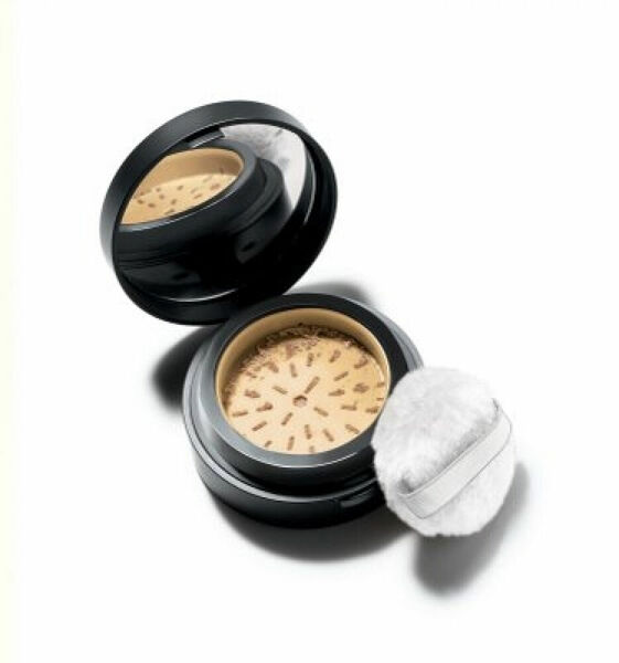 Elizabeth Arden Pure Finish Mineral Powder Foundation SPF20  8,33gg Odstín 09 porovnat ceny