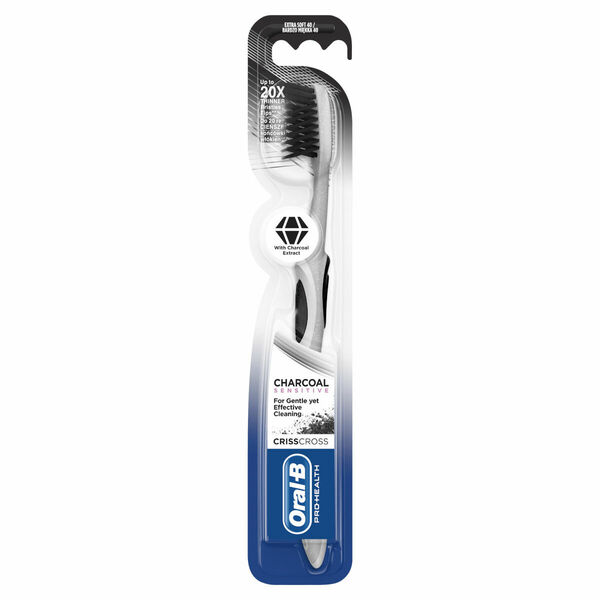 Oral-B Zubní kartáček CrissCross Charcoal Sensitive 1 ks porovnat ceny