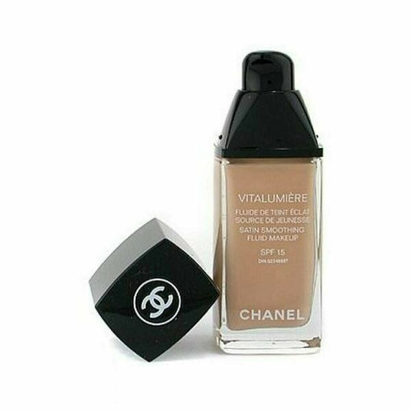 Chanel Vitalumiere Fluid Makeup No 40 Beige  30ml Odstín 40 Beige porovnat ceny