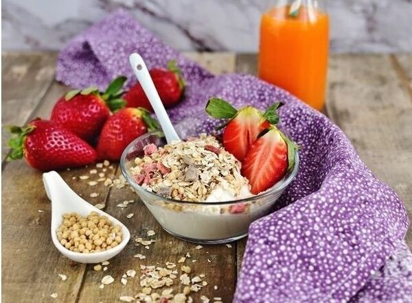 Bezva müsli Sypané 25% protein jahodové 450g porovnat ceny