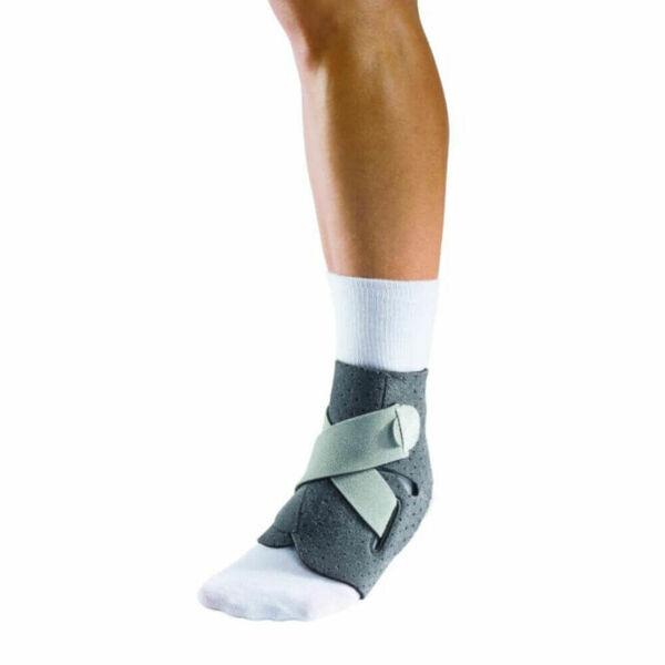 MUELLER Adjust-to-fit Ankle Ortéza na kotník 1 kus porovnat ceny